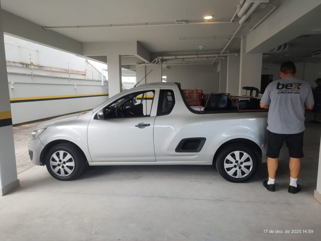 Camionete Bex Transportes (3)